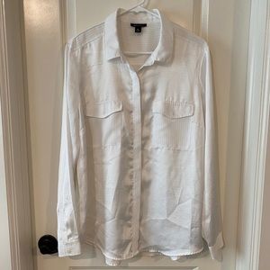 I 🖤 Ronson women’s button up shirt